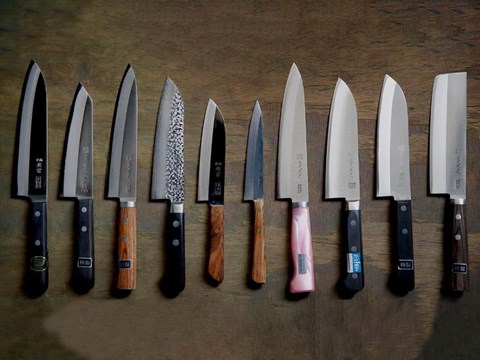 How many types of Japanese kitchen knives are there?
